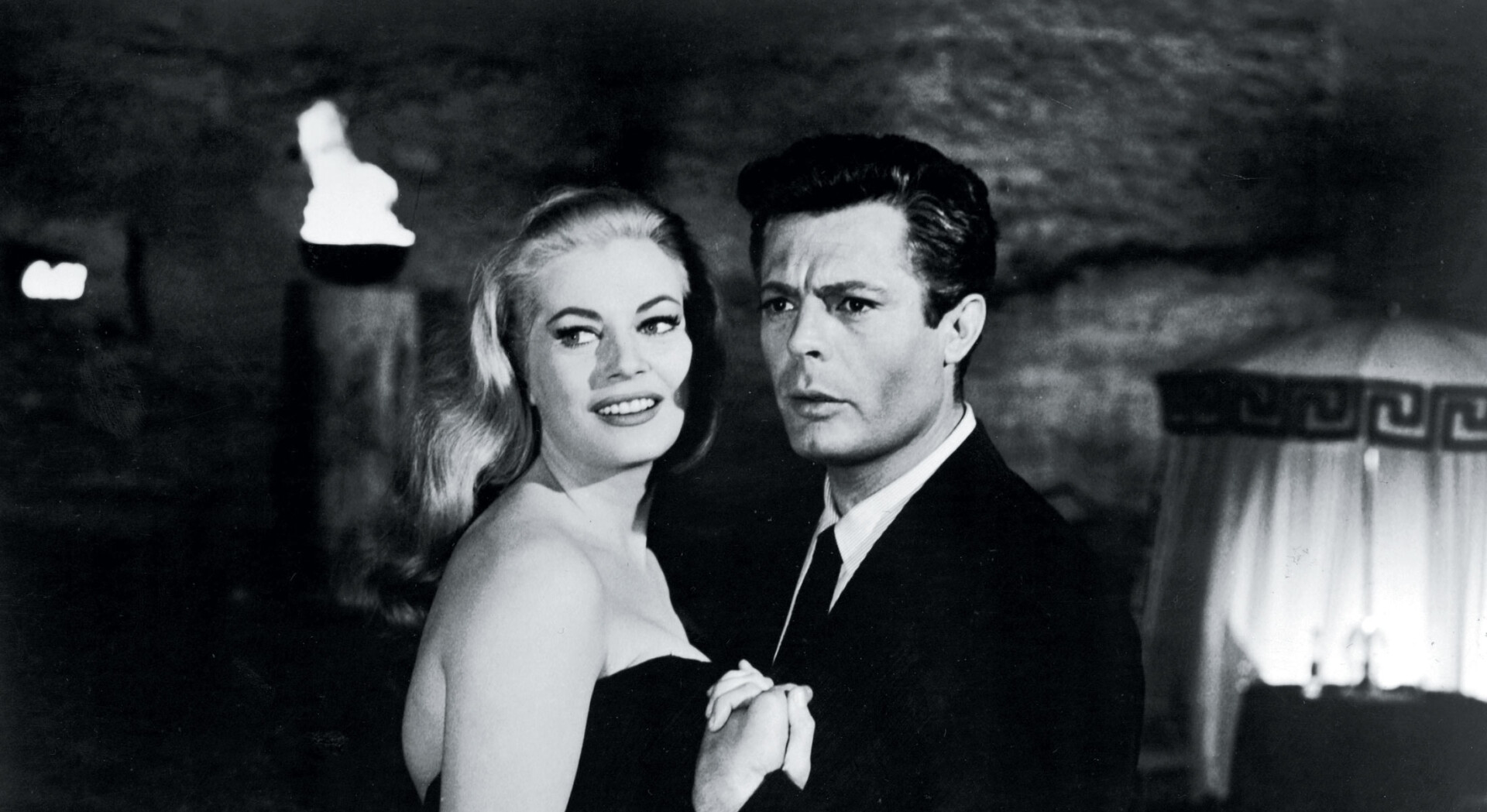 Le Grand Soir Slideshow 001